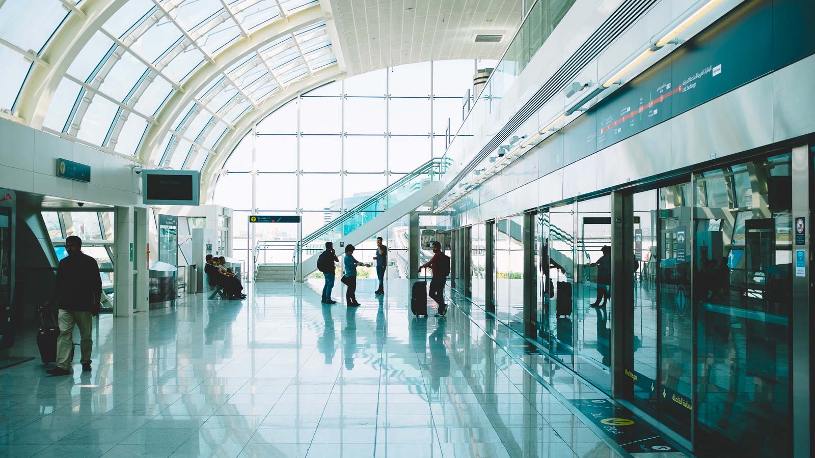 A complete guide to navigating Chicago airports for business travelers
